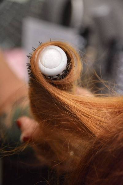 Quelle coupe femme choisir quand on a les cheveux épais à Lyon ?
