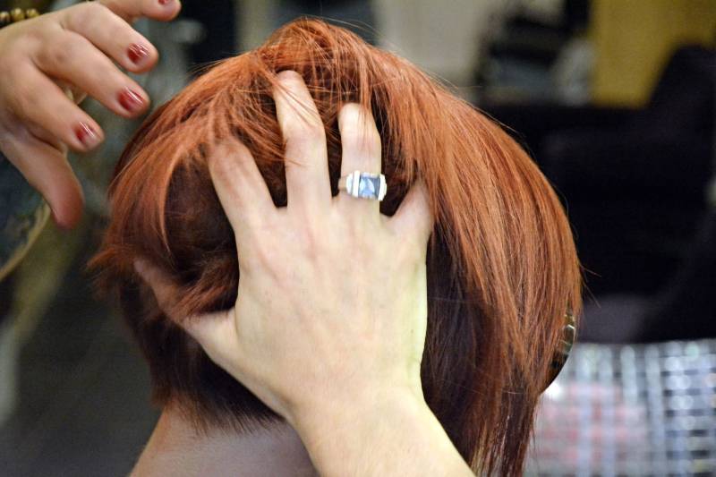 Quelle coupe pour cheveux fins et plats à Lyon ? 
