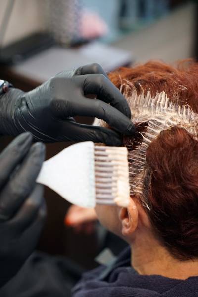 coloration rouge pour femme à Lyon